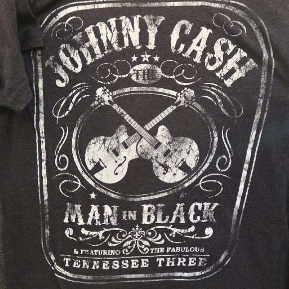 Johnny Cash Man In Black Tee - Picture 5 of 6